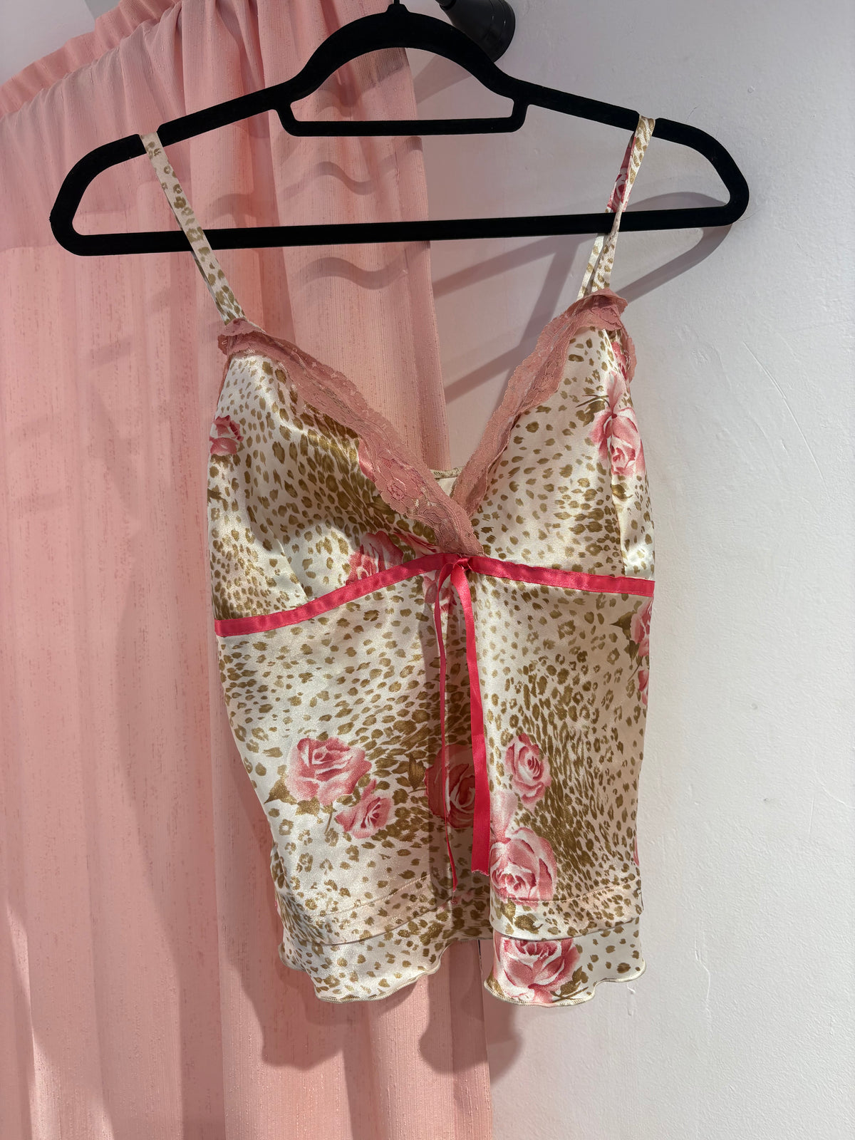 Super cute cami top (M-L)