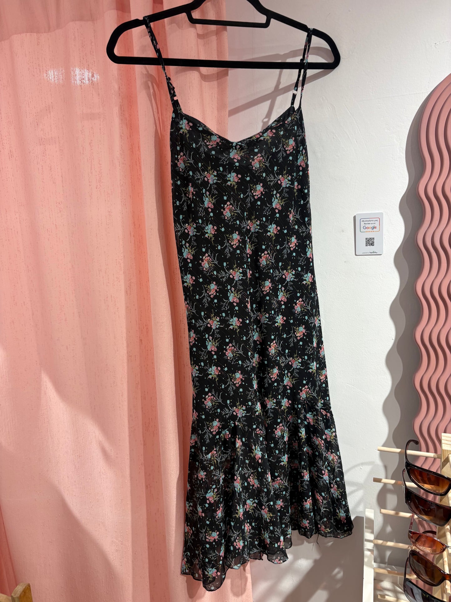 Cute midi floral dress (M)