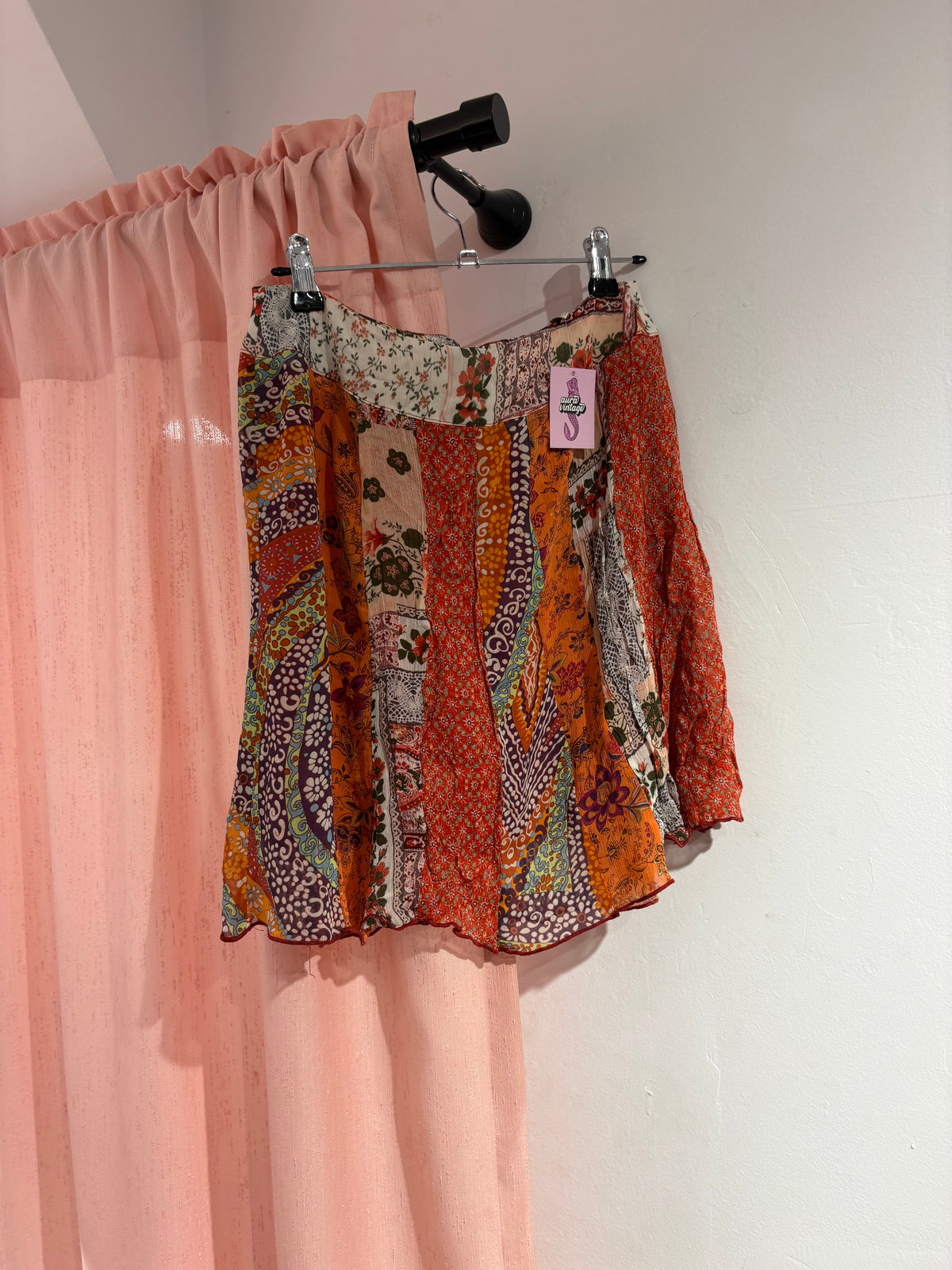Super cute floral skirt (XS)