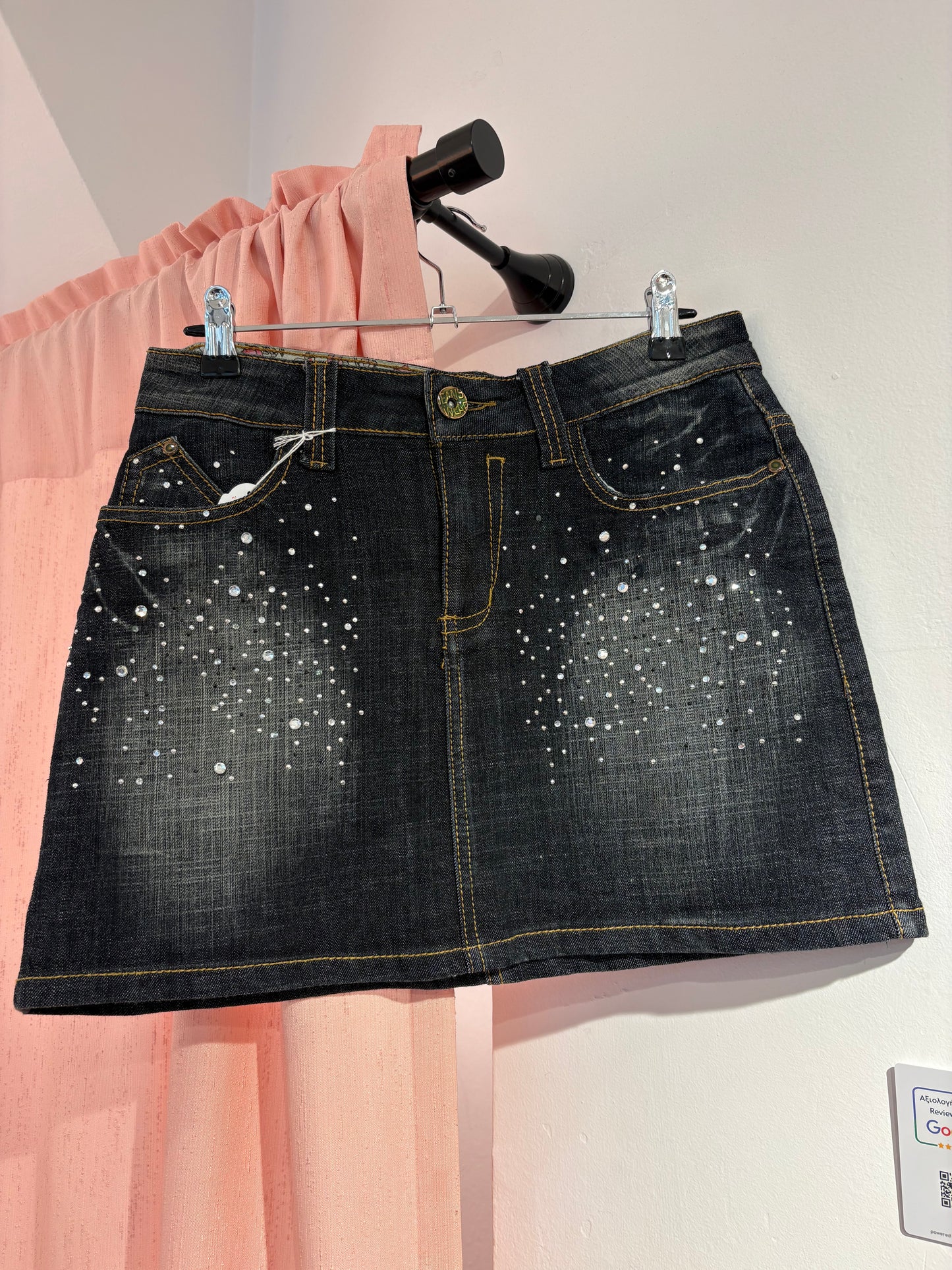 Denim mini skirt full of studs (L)