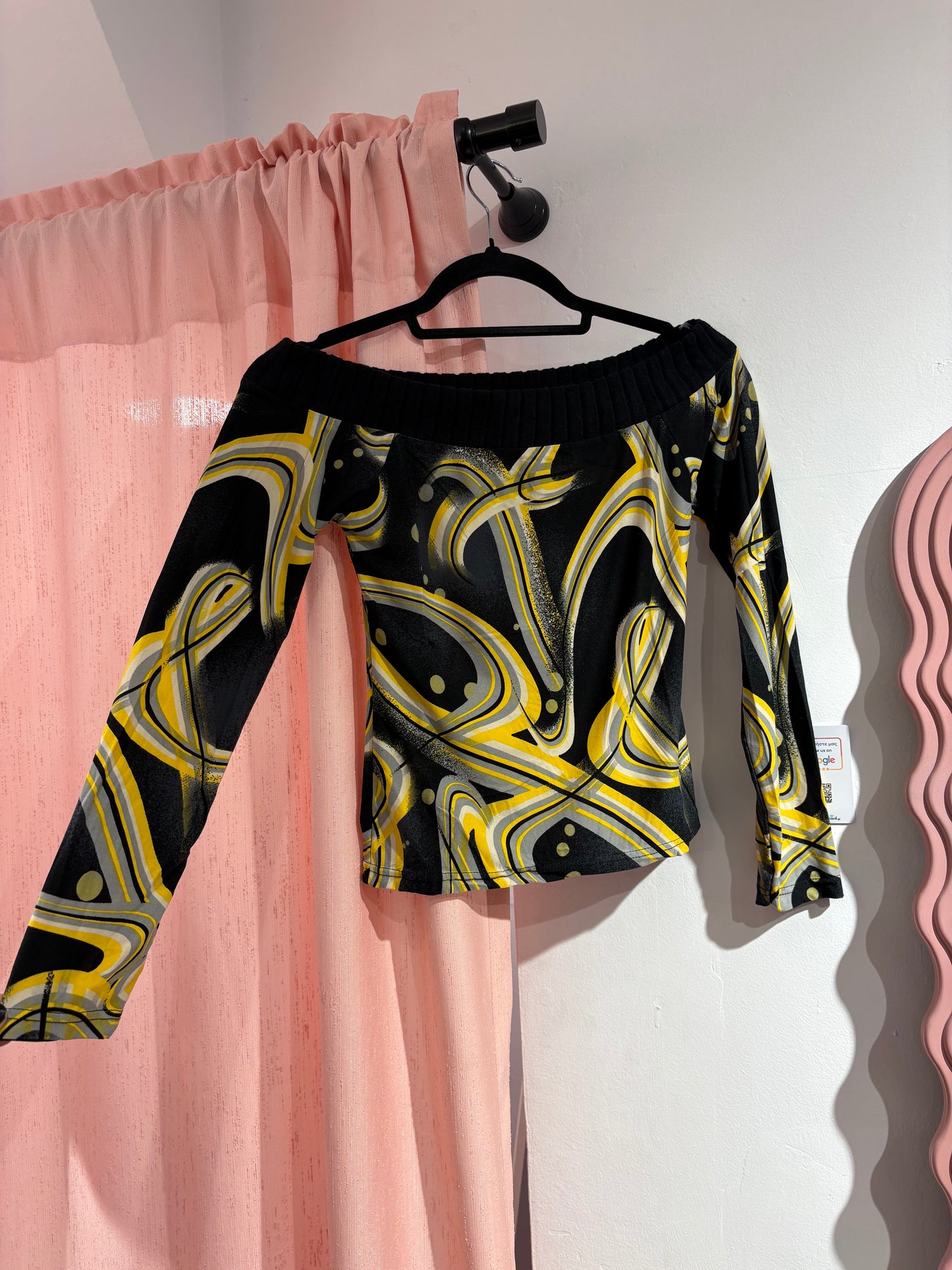 Y2k off-shoulder top with abstract yellow/black swirl print (S/M)