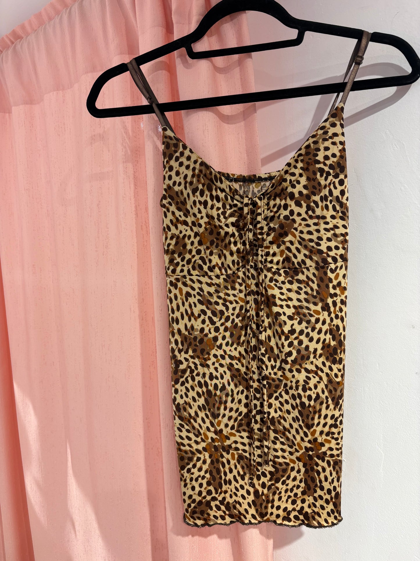 Long leopard patterned y2k top (M)