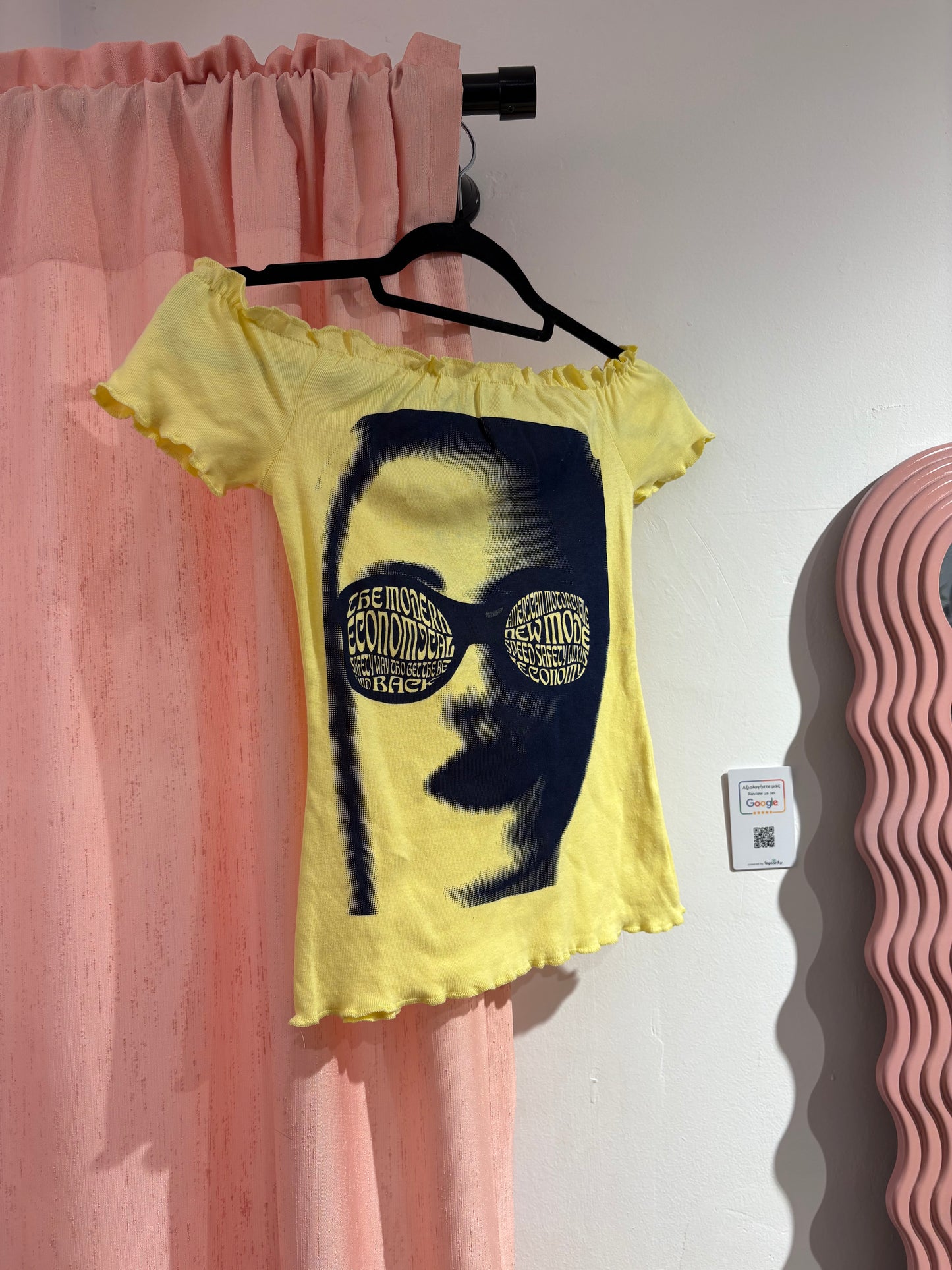 Off-shoulder cute true y2k top (S/M)