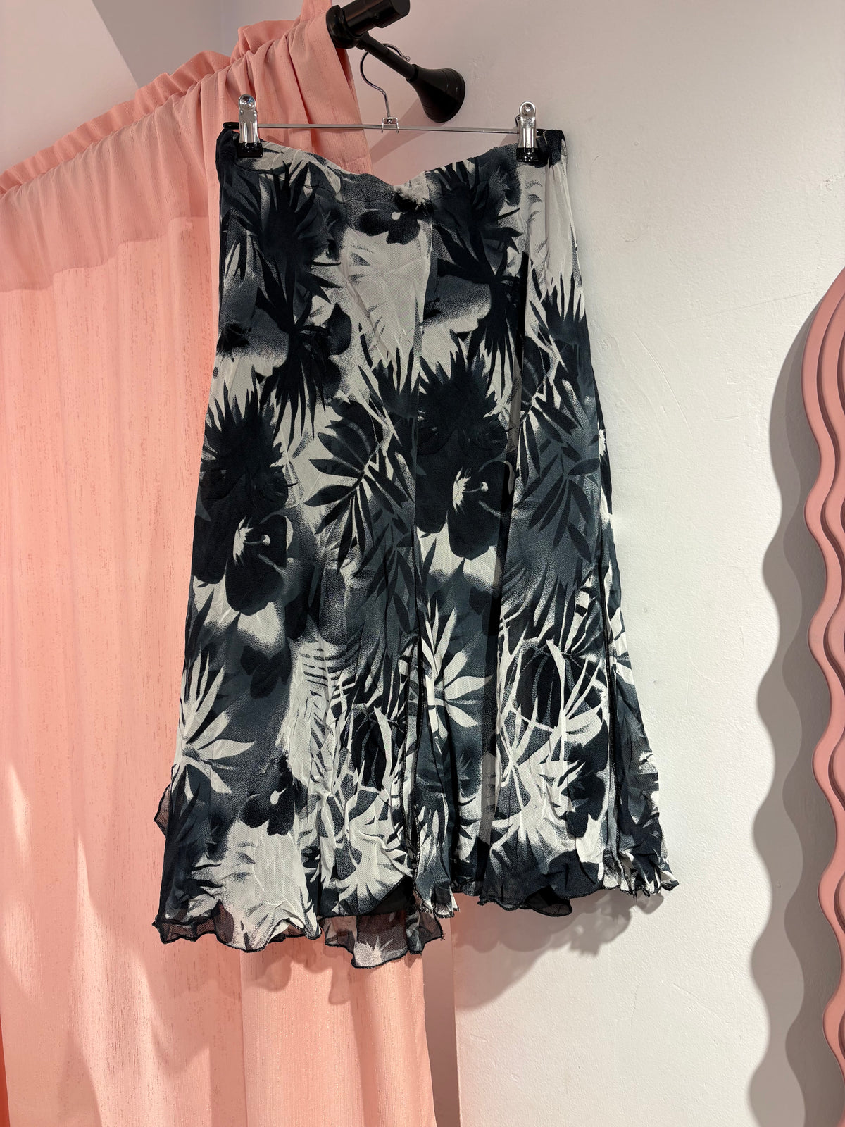 Floral midi skirt (M)