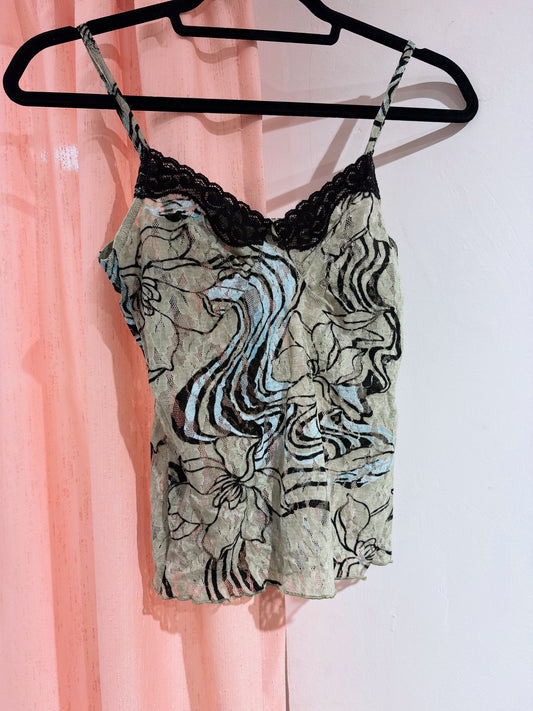 Cute mesh cami top with lace detail (S)