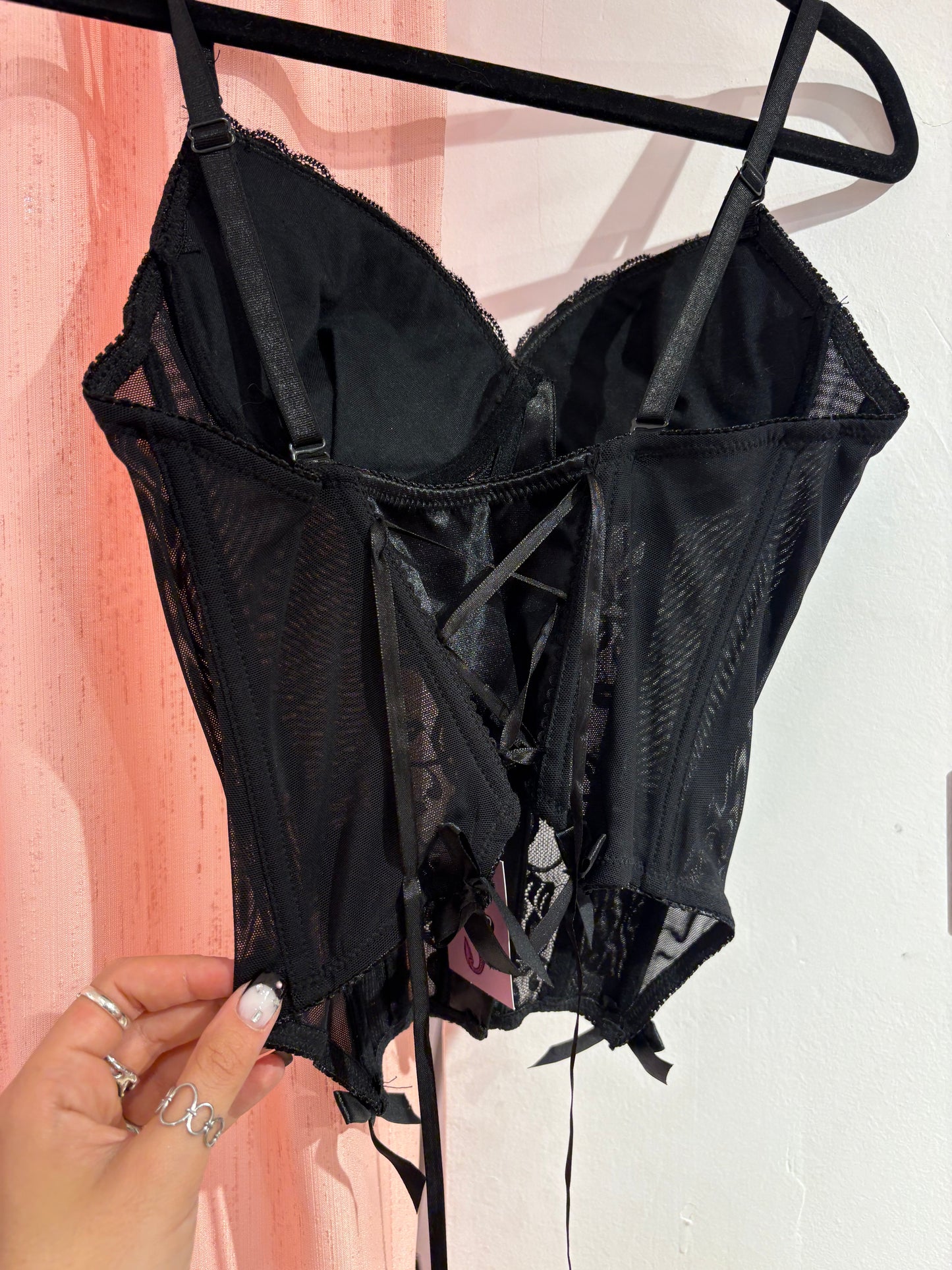 Black corset with bow details (85B)