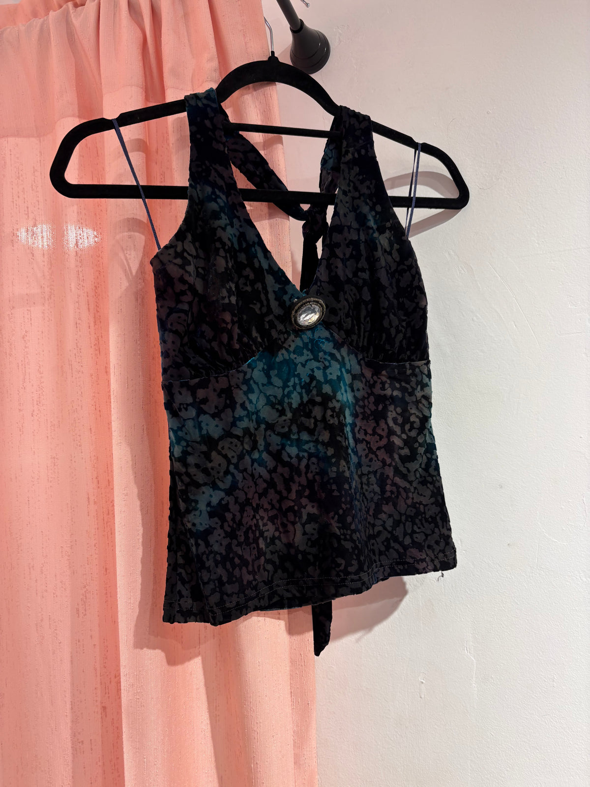 Gorgeous Positive velvet-like top with incredible colours (S/M)