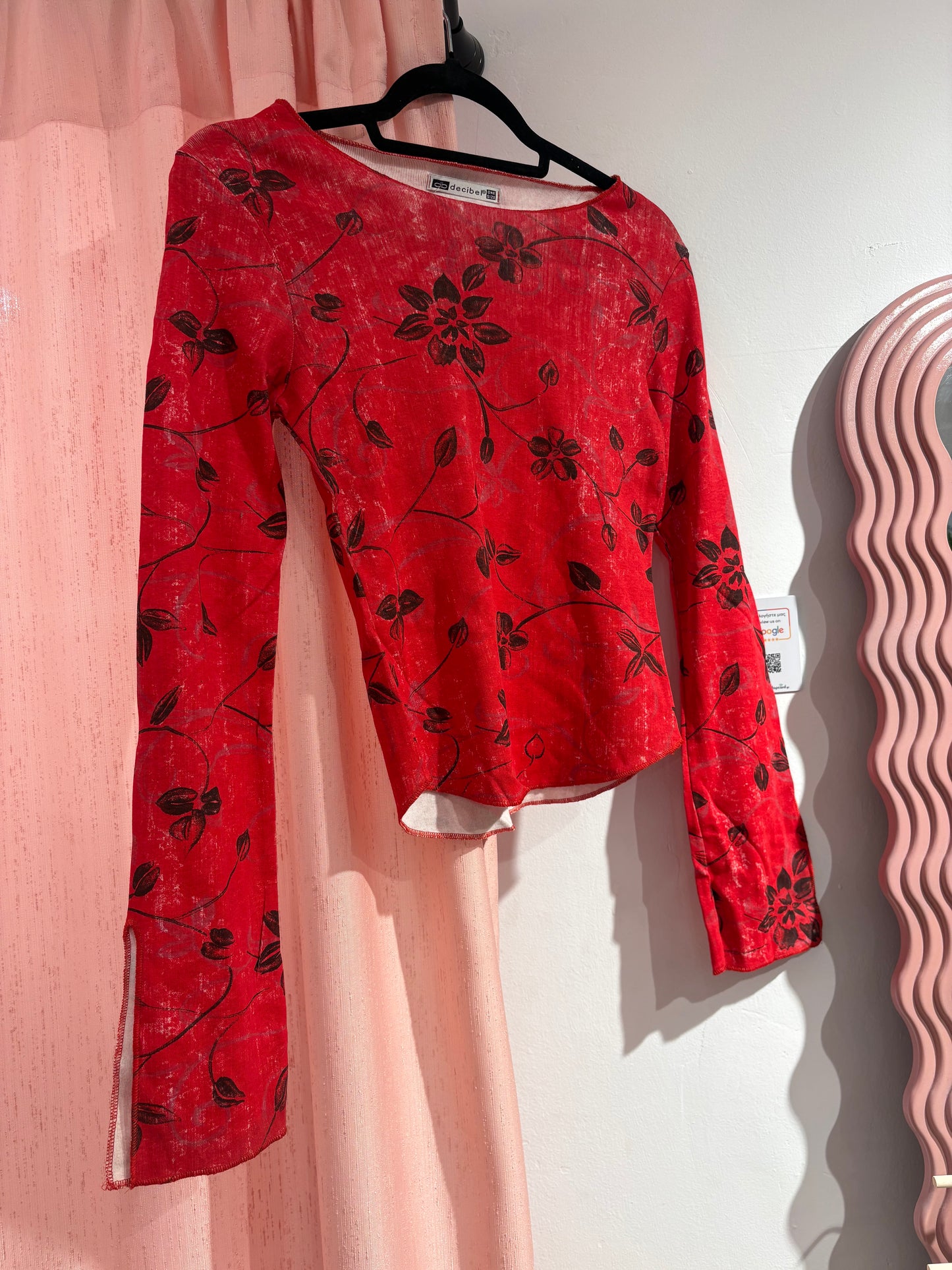 Y2k floral top with flared sleeves (One Size)