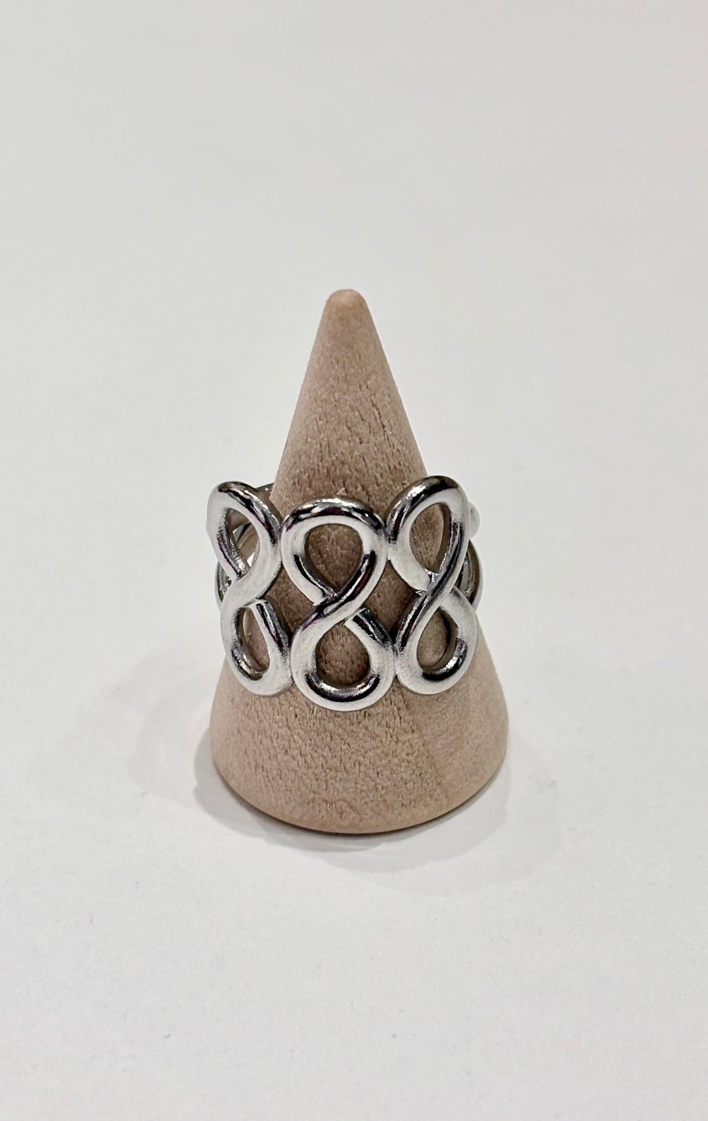 Stainless steel ring (adjustable)
