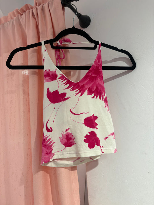 Beautiful v-neck floral top (One Size)
