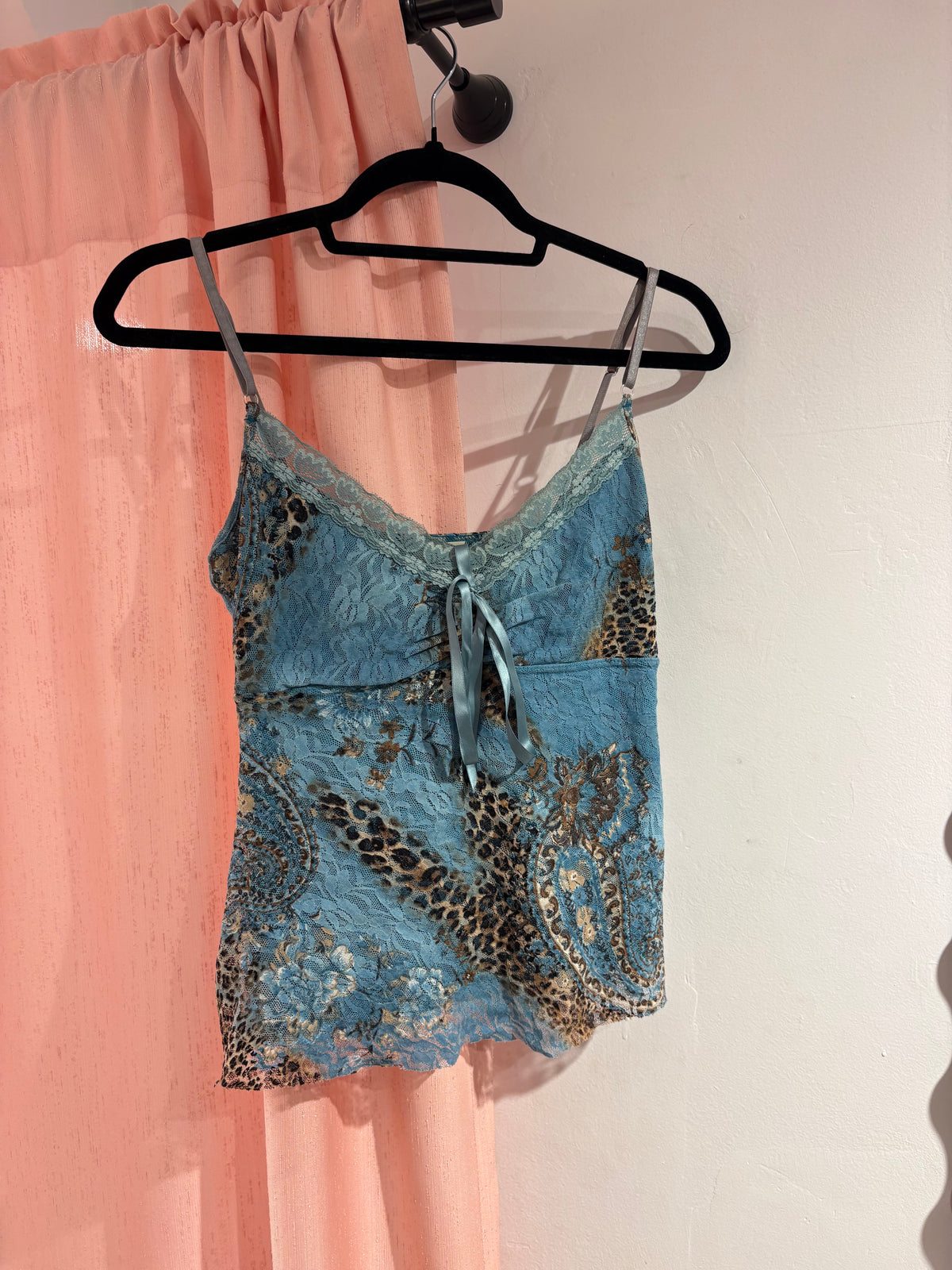 Incredible Ysatis cami top (M)
