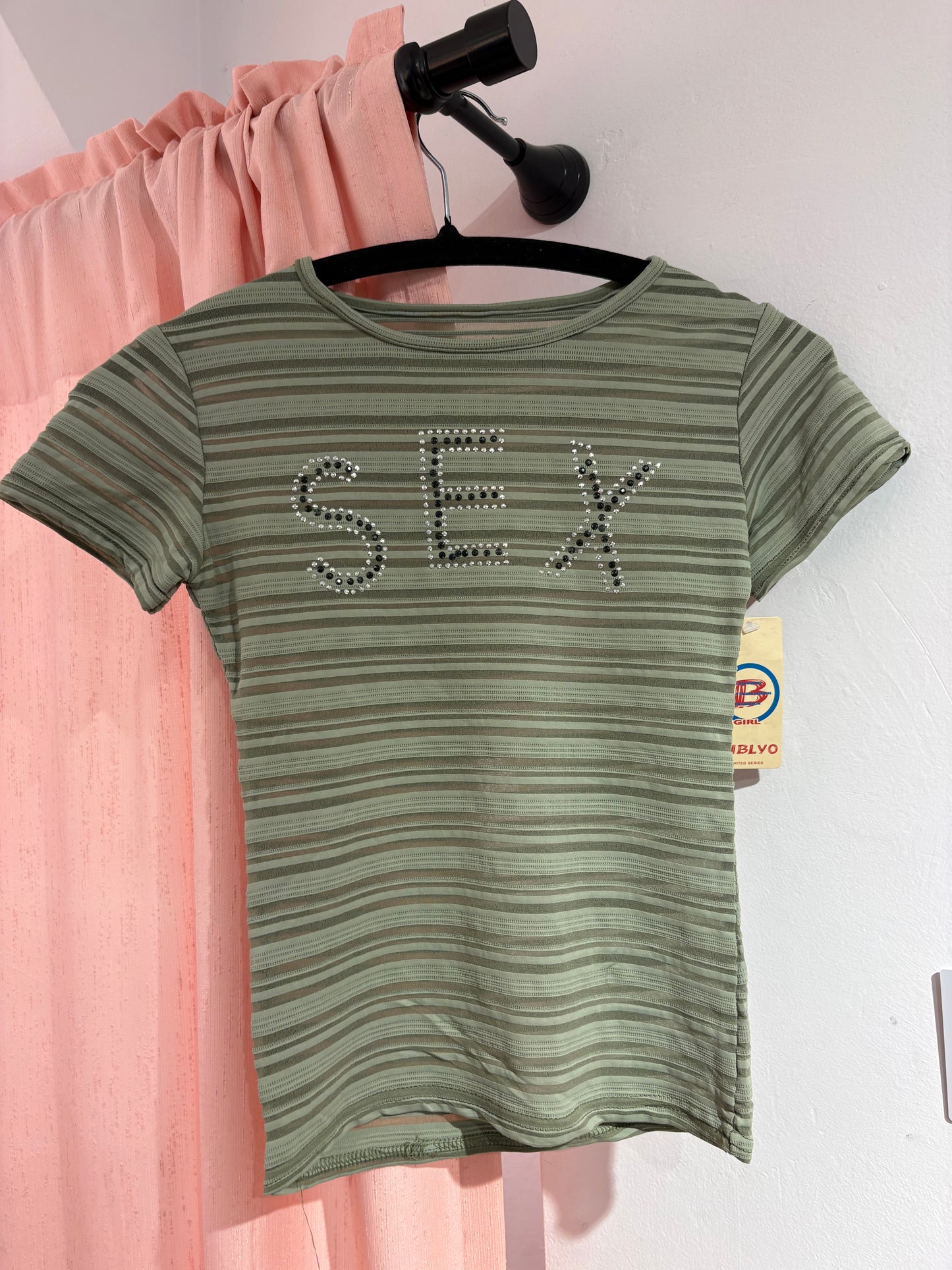 Edgy mesh graphic tee (One Size)