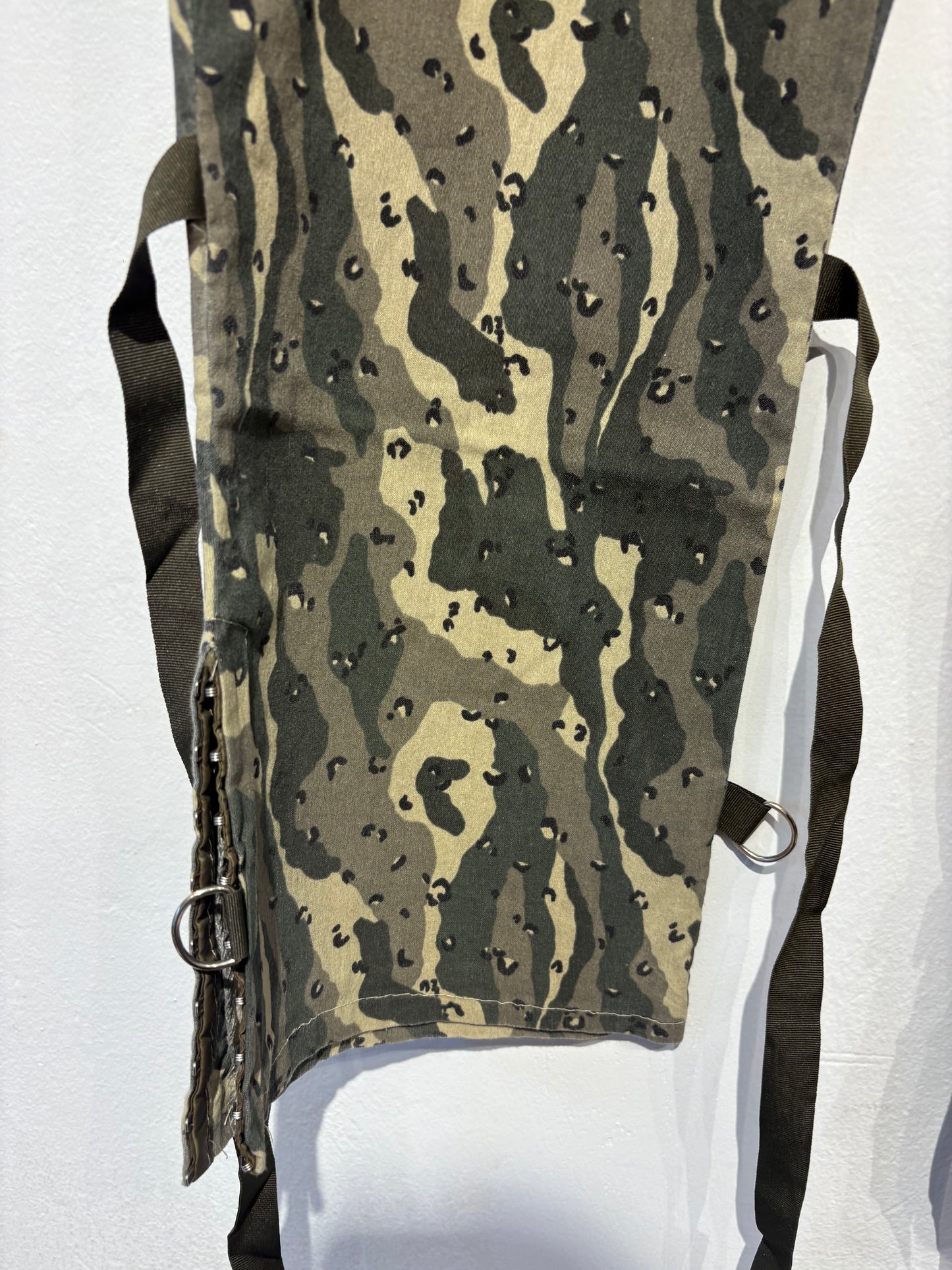 Y2k military capri pants (Fits XS to M)