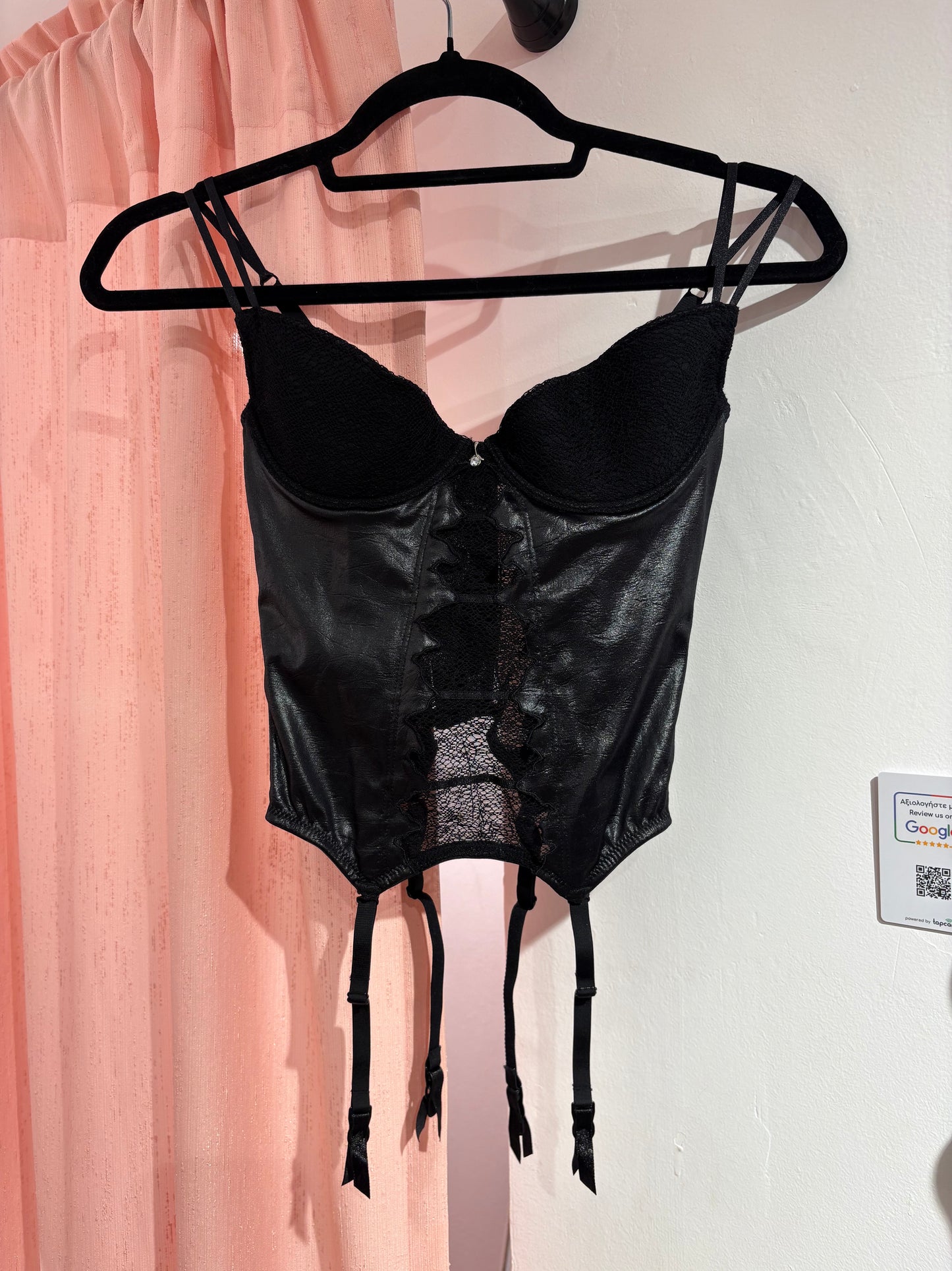 Incredible black corset with lace details and a rhinestone (S / Cup: 75B)