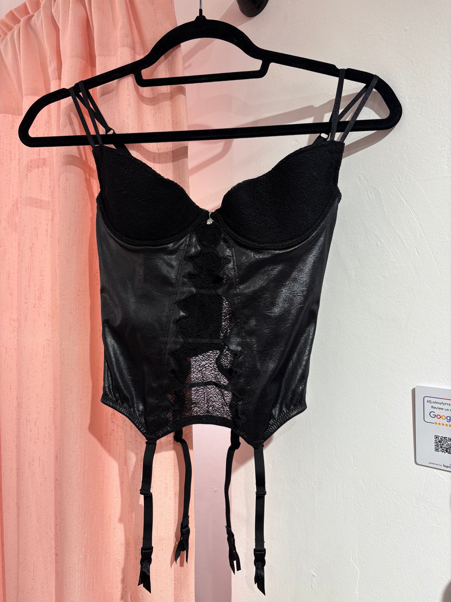 Incredible black corset with lace details and a rhinestone (S / Cup: 75B)